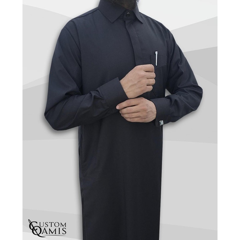 Qamis Classic Cutaway noir Tissu Platinium