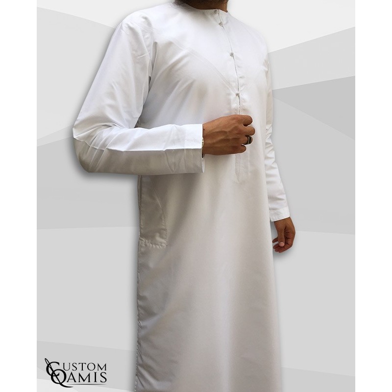 Qamis Emirati tissu Platinium blanc avec tarboucha détachable 