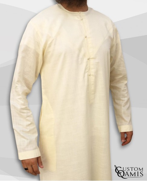 Qamis Emirati tissu Linen jaune clair avec tarboucha détachable 