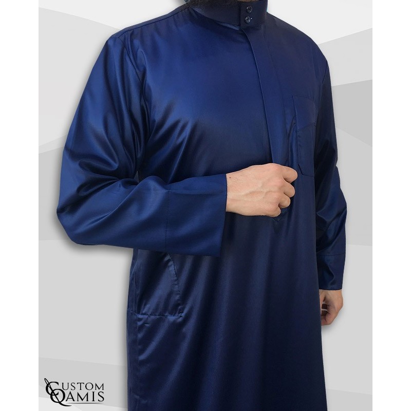 Qamis Classic Saoudi bleu marine satiné Tissu Precious