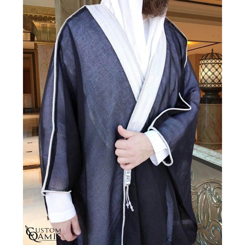 Bisht sur-mesure noir avec bordures argentées