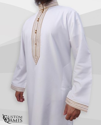 Qamis Sultan Platinum Blanc avec broderie or
