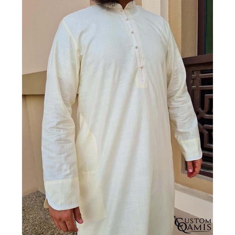 Qamis Al Masaf tissu Linen : Jaune clair avec broderies blanches