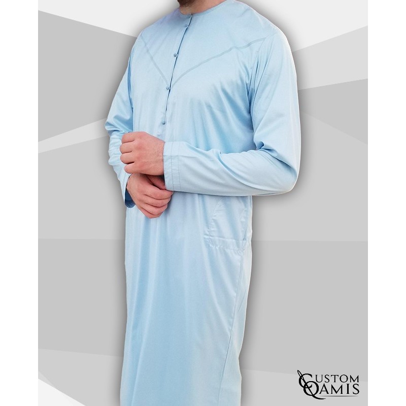 Qamis Emirati Precious bleu ciel satiné avec pressions