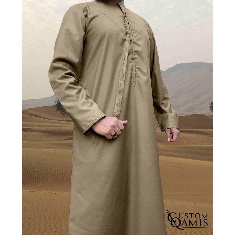 Qamis Emirati tissu Cashmere Wool Beige avec Tarboucha 