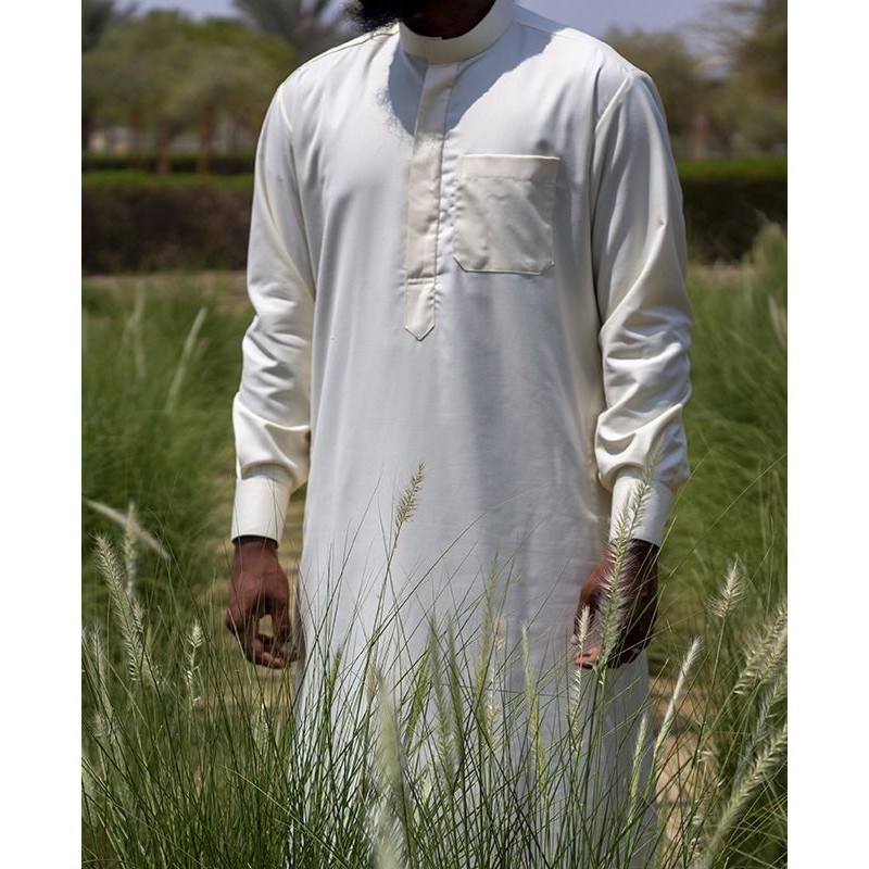 Qamis Saoudien Tissu Cashmere Wool Crème (tissu costume) avec manchettes