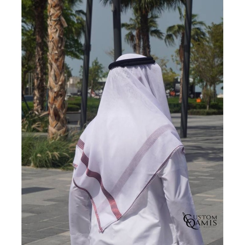 Ghoutra de couleurs blanche et bordeaux